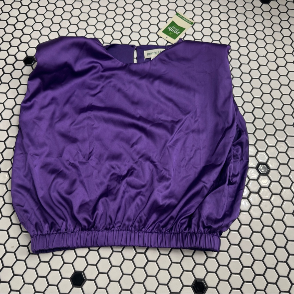 The pants store Purple Satin Sleeveless Top with shoulder pads size medium